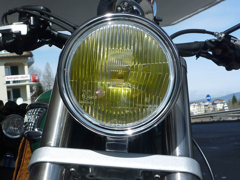 Scheinwerfer Gelb "helmis aff"