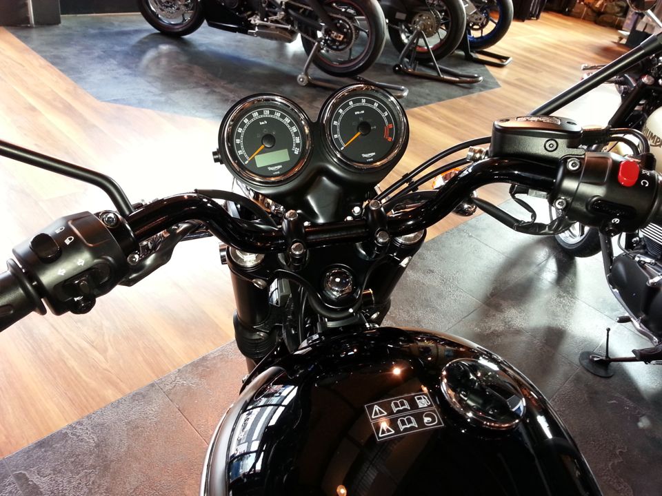 T100 black_2014