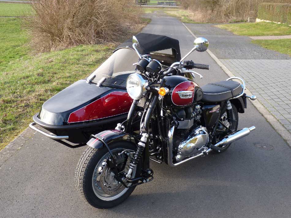 Bonneville_Gespann01