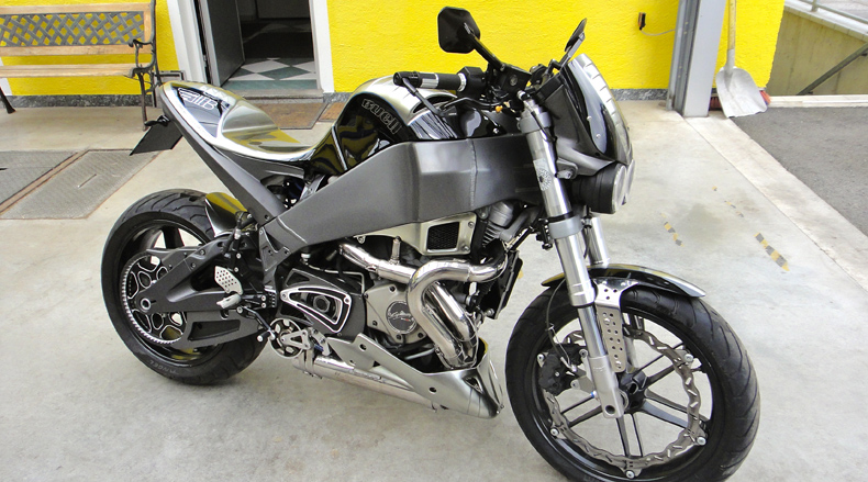b23