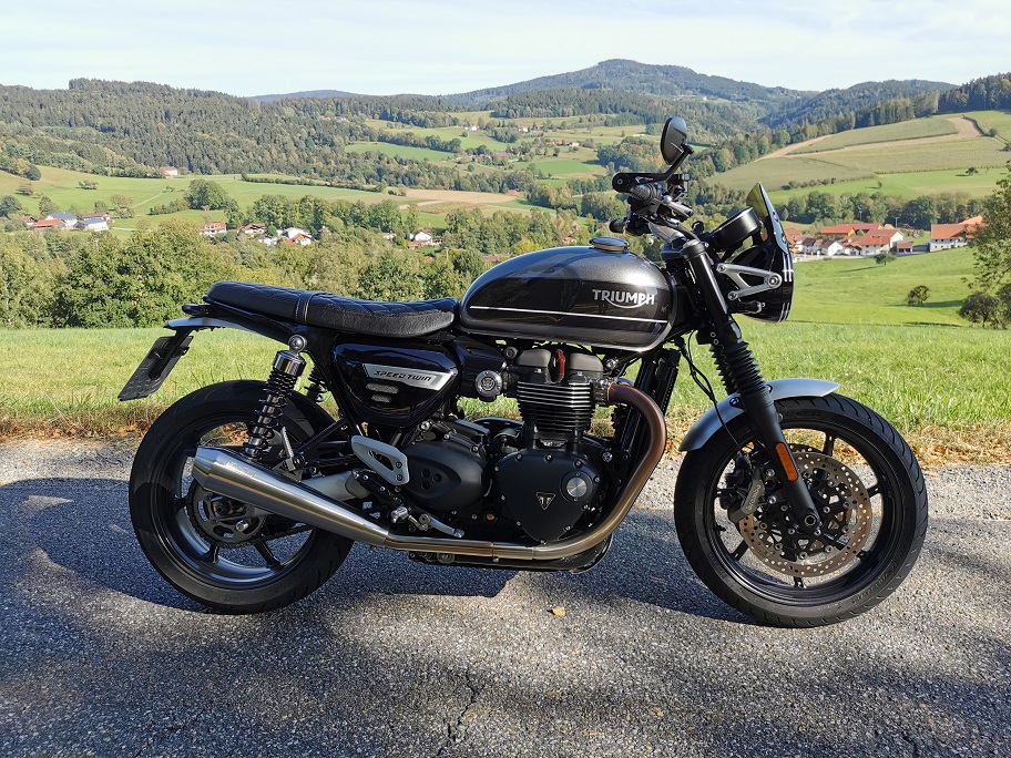 Speed Twin