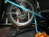 Triumphtransport im Renault Traffic auf Wippe